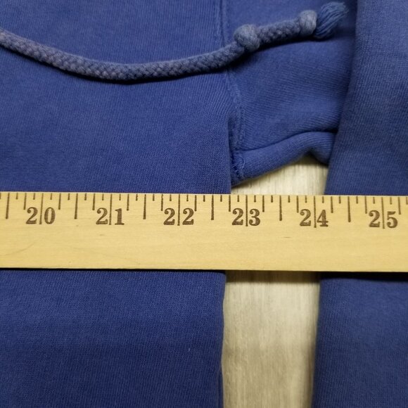 ✅Men’s LARGE Blue Pullover Hoodie Wisconsin Embroidered Logo Vintage Look *STAIN - Picture 7 of 11
